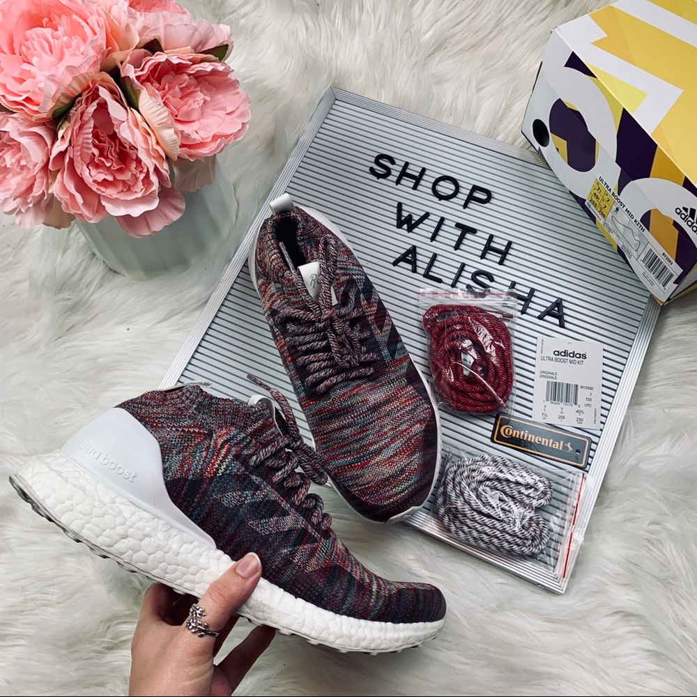 EUC Adidas Ultraboost Mid Kith’s